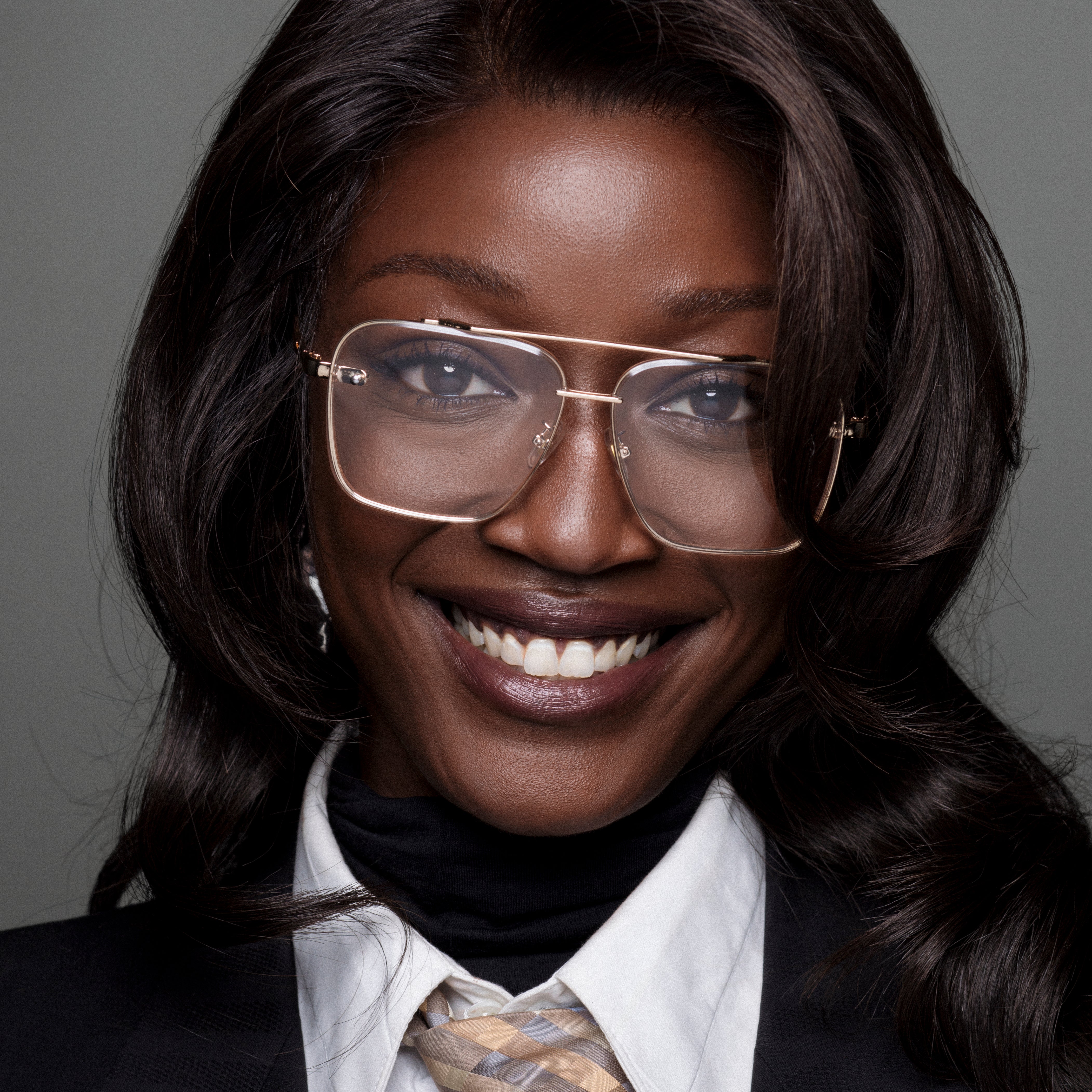 Phantom - a luminous moody plum
